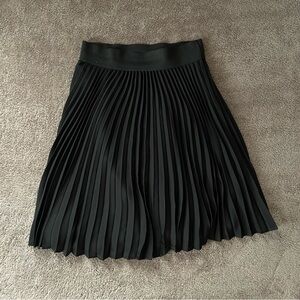 APT 9 Black Pleated Skirt Women’s Medium Business Casual Elastic Waist